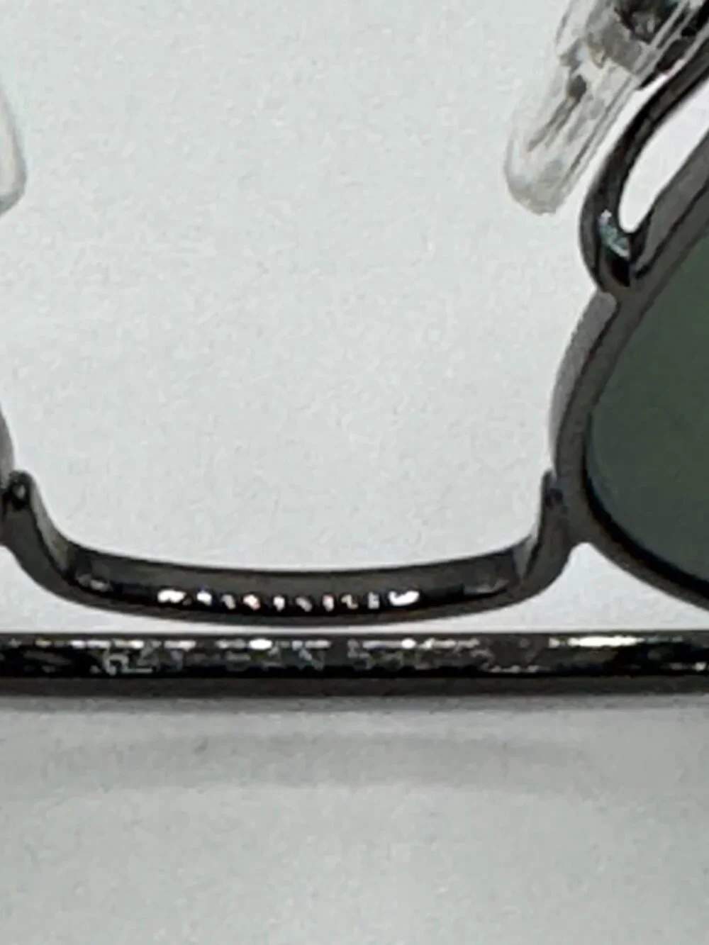 Ray-Ban RB3136 004 Caravan Sunglasses Gunmetal Frame with Green G-15 Lens